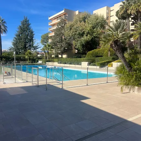 Eden Parc Tamaris 2 *