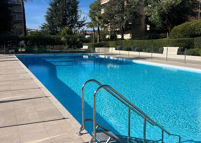 Eden Parc Tamaris 2 Antibes